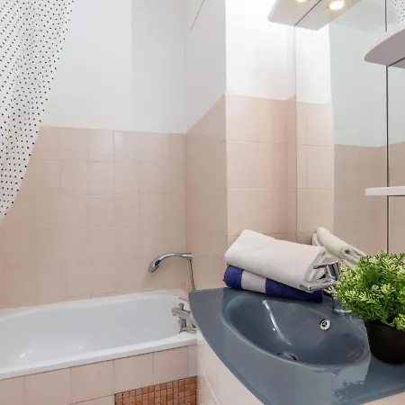 Apartament Les Jardins De La Nartelle By Interhome Sainte-Maxime